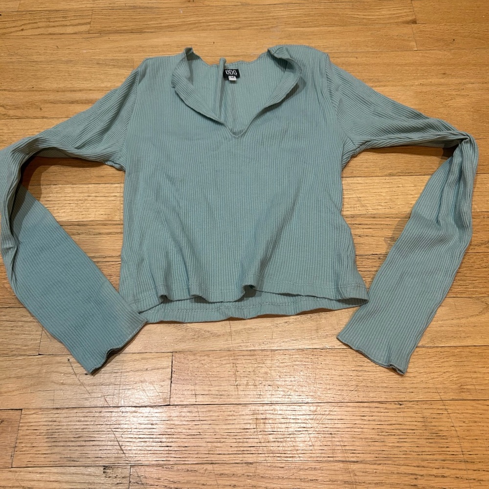 BDG M Collared V-Neck Top